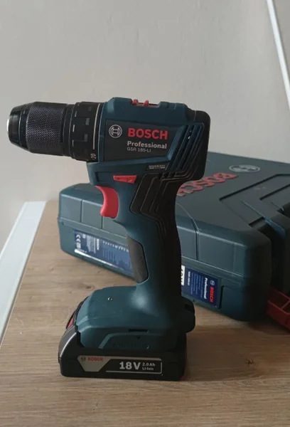 Аккумуляторная дрель-шуруповерт Bosch GSR 185-LI