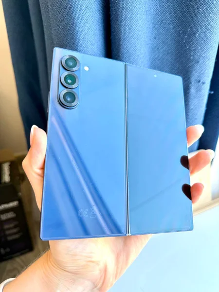 Samsung Galaxy Z Fold 6