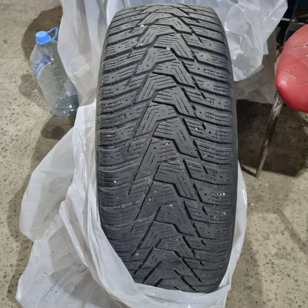 Продам зимние колеса комплект 4шт размер 225×55×17