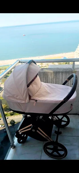Коляска Cybex Priam Rose Gold 2 в 1