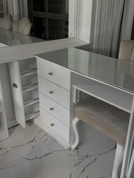 Стол маникюрный IKEA (100x50x85)