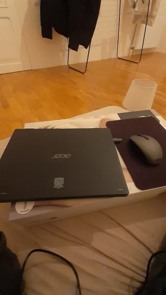 Acer TravelMate B118