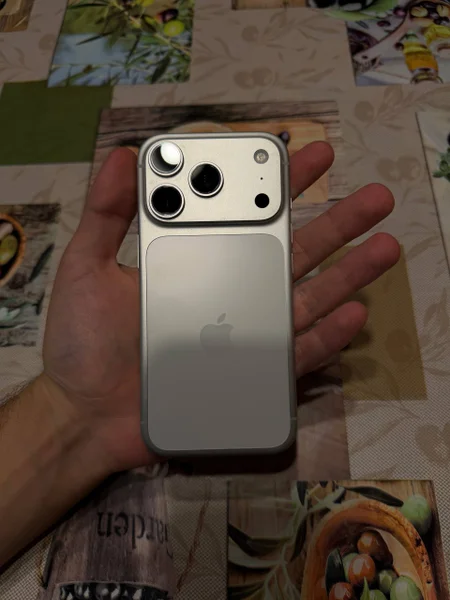 iPhone 17 Pro 256GB (eSIM)