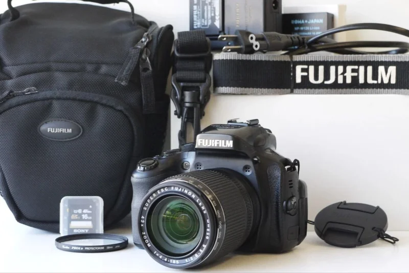 Фотоаппарат Fujifilm FinePix HS50EXR с аксессуарами