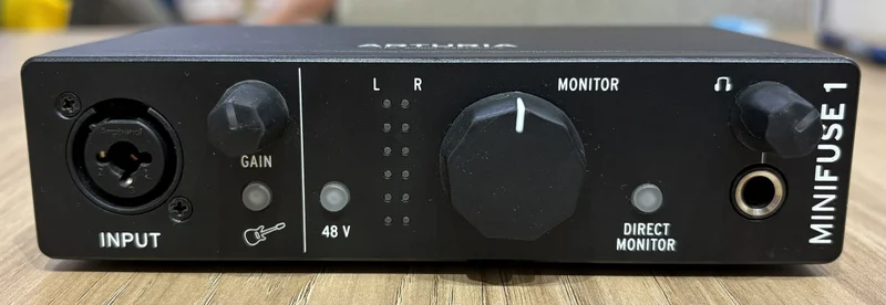 Аудиоинтерфейс Arturia Mini Fuze 1