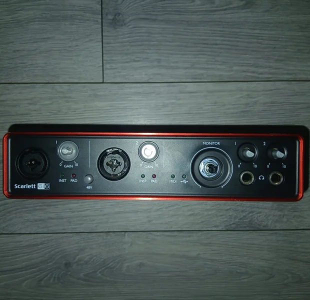 Аудиокарта Focusrite Scarlett 6i6