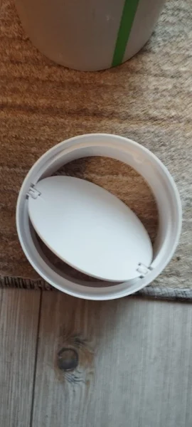 Вентиляционный обратный клапан 100 мм — toilet seat, bucket, cup