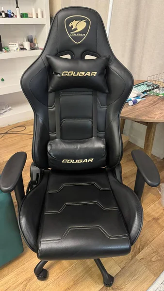 Игровое кресло Cougar — barber chair, backpack, seat belt