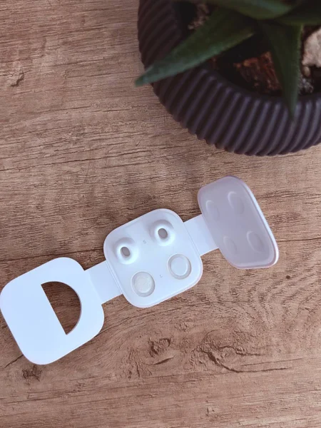 Оригинальные амбушюры Apple AirPods Pro размер S — nipple