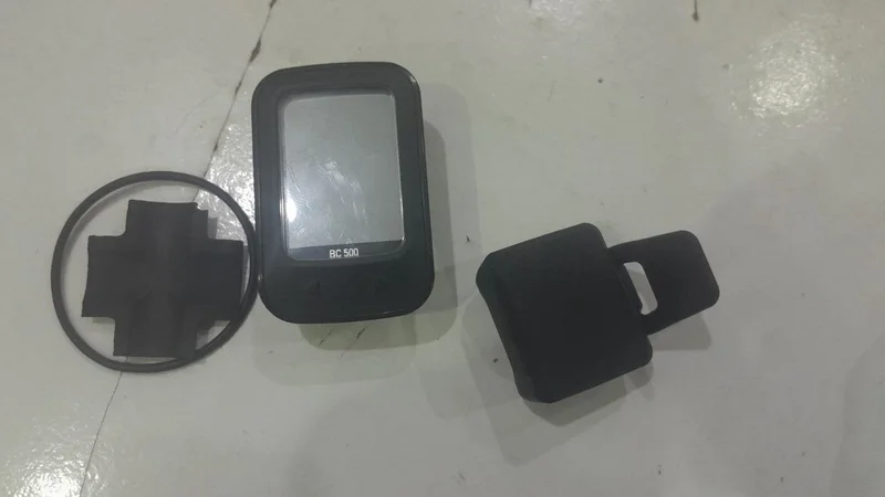 Велокомпьютер — iPod, loudspeaker, cellular telephone