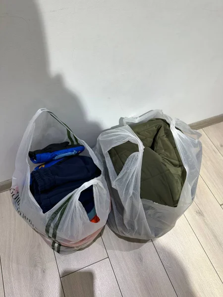 Одежда на мальчика 4-6 лет, 2 пакета — plastic bag