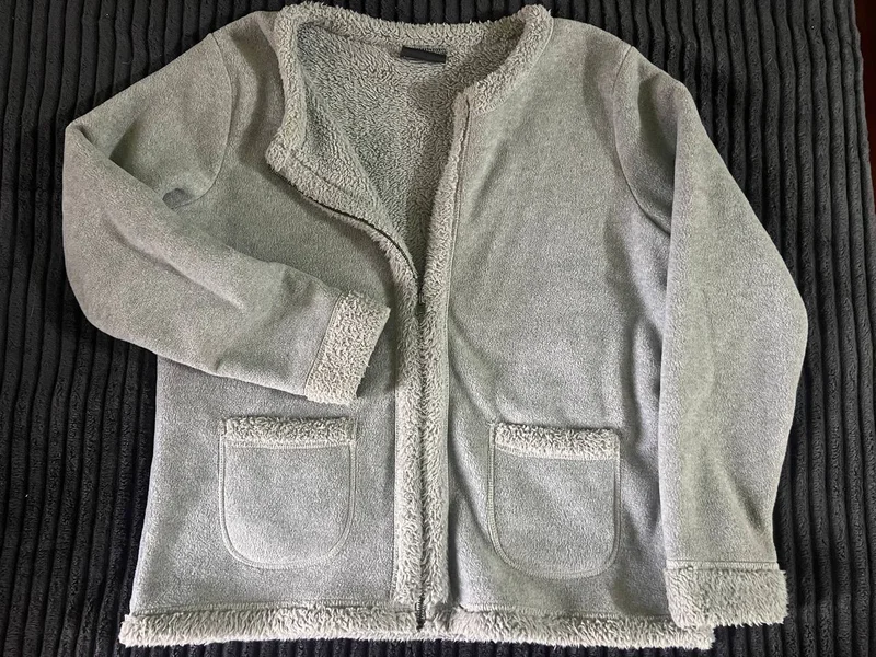 Серая куртка-кофта Gina Benotti L — sweatshirt
