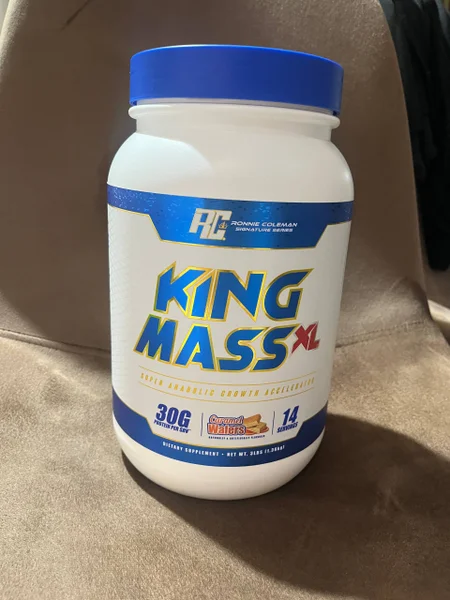 Протеин King Mass (пол банки) — pill bottle