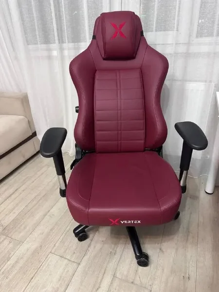 Микрофон HyperX QuadCast S white — barber chair