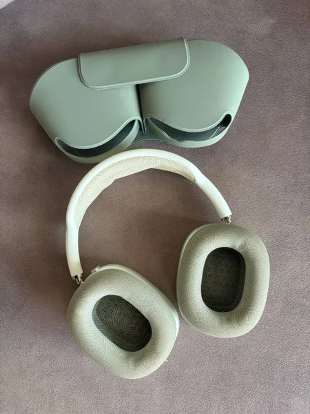 AirPods Max