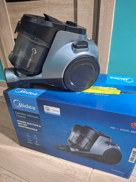 Пылесос Midea — projector, binoculars