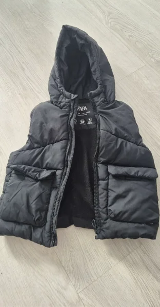 Жилетка Zara 3-4 года — sleeping bag, trench coat