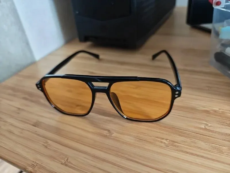 Плеер для плавания Sony Walkman NWWS413 MP3 4GB — sunglass, sunglasses