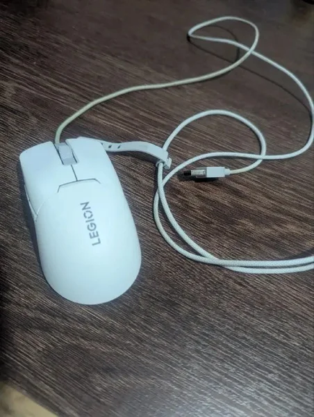 Проводная игровая мышь Lenovo Legion — mouse
