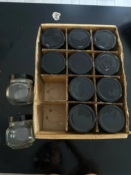 12 баночек для специй и хранения — face powder, barrel, Petri dish