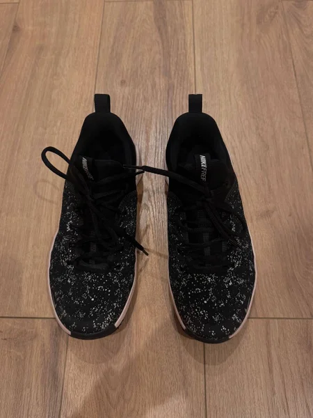 Кроссовки Nike Free Metcon 6 SE — Loafer, sandal