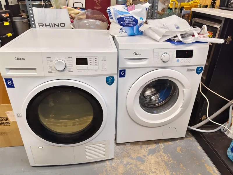 Стиральная машина и сушилка — washer