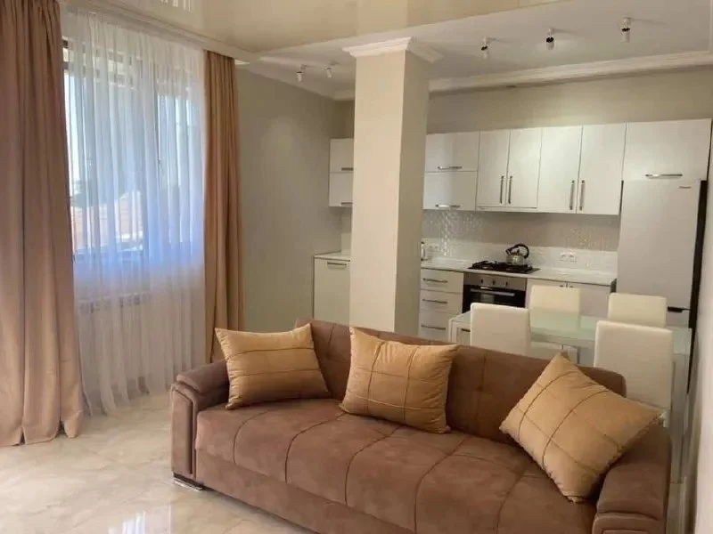 Квартира 2+1, 70 м² на улице 26 Мая — studio couch