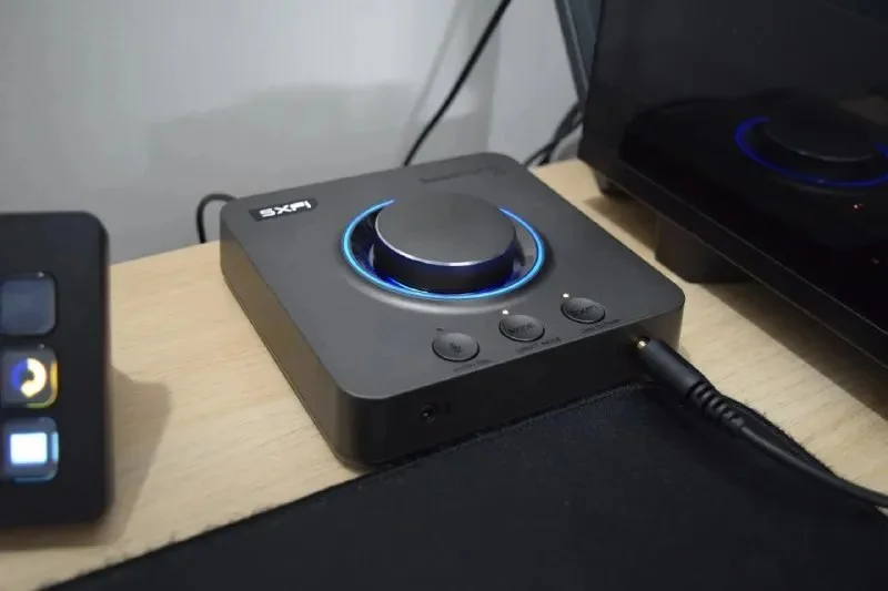 Звуковая карта Creative Sound Blaster X4