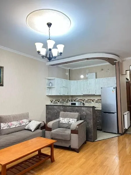 Квартира 2+1 на улице Пиросмани, 1а — studio couch, home theater