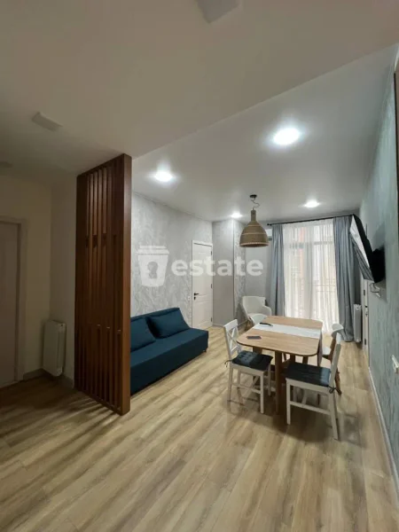 2+1 квартира, 26 мая 52 — home theater, shoji