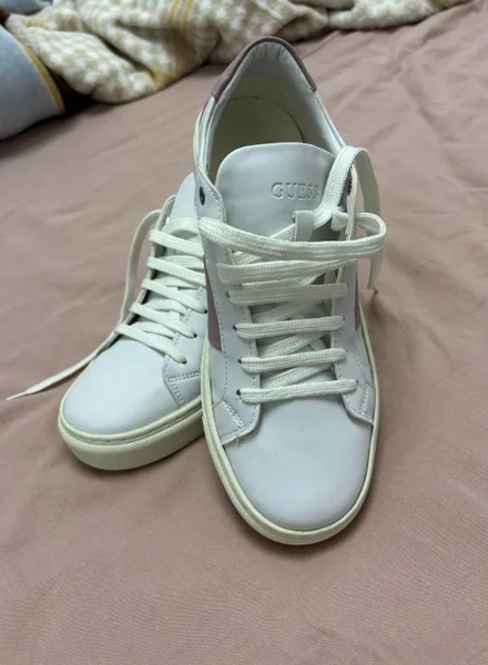 Кеды Guess женские — running shoe, sandal