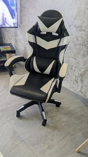 Кресло парикмахерское — barber chair