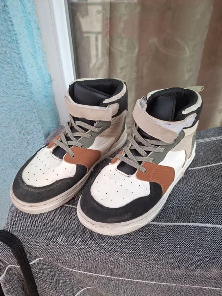 Кроссовки для мальчика Waikiki размер 37 — running shoe, sandal