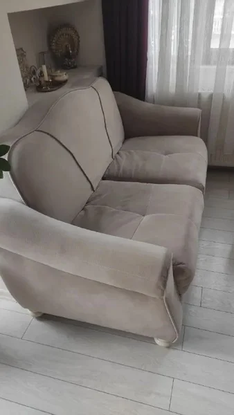 Диванчик — studio couch
