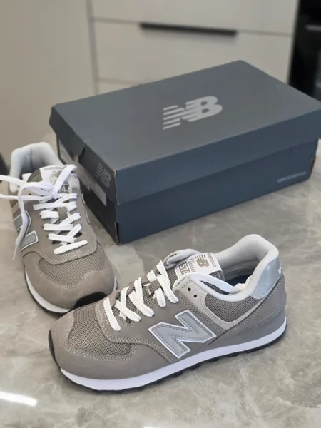 Кроссовки женские New Balance — running shoe