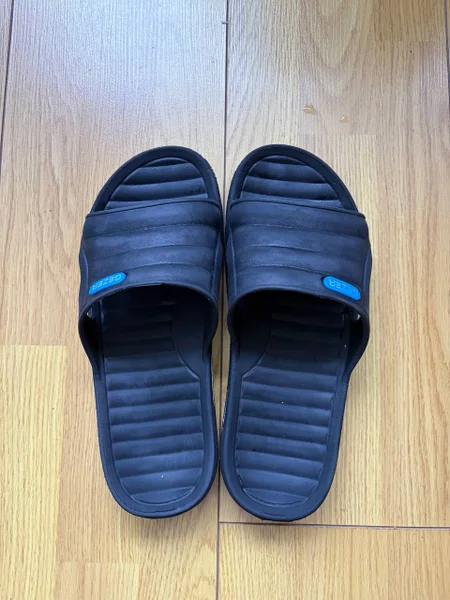 Мужские резиновые шлепки 42 размер — knee pad, Loafer