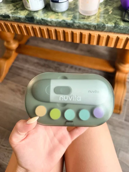 Электрическая пилочка Nuvita для детских ногтей — rubber eraser