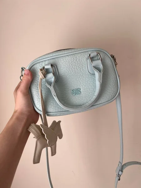 Сумка через плечо с обвесом — purse, pencil box, backpack