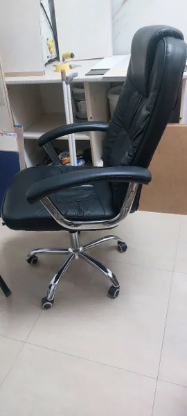 Кресло парикмахерское — barber chair, car mirror