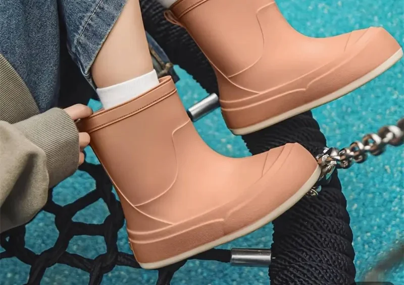Резиновые сапоги — cowboy boot, clog, Loafer