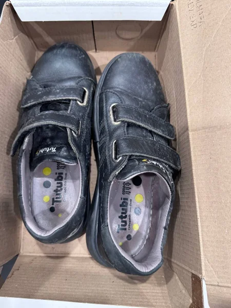 Женские ботинки 37 размер и детская обувь 35 — Loafer, running shoe