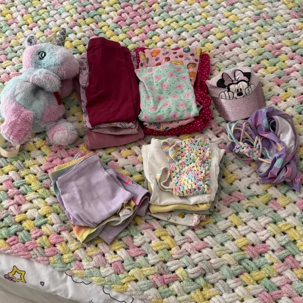 Пакет вещей на девочку 5 лет — handkerchief
