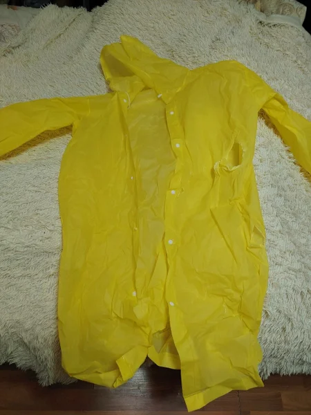 Дождевик и костюм-дождевик с дефектами — sleeping bag