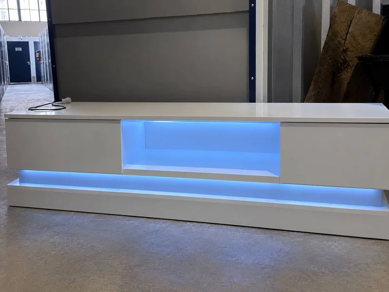 Тумба под телевизор с подсветкой — bathtub