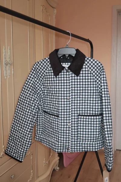 Куртка Levi's S/M — trench coat, sweatshirt