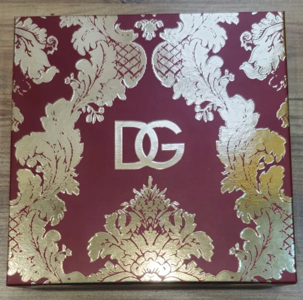 Подарочный набор Dolce & Gabbana Light Blue Pour Homme — book jacket, handkerchief