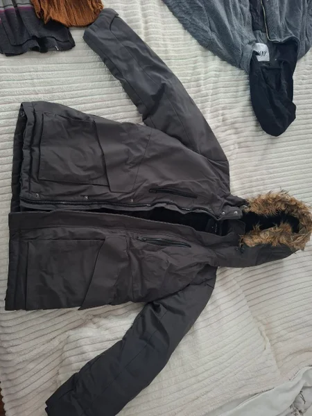 Шарфы и шапки зимние — trench coat, bulletproof vest, sleeping bag