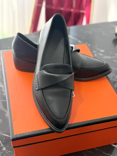 Лоферы и рюкзак — Loafer, backpack