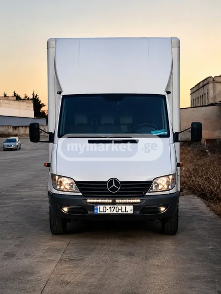 Перевозка грузов и мебели — moving van, recreational vehicle
