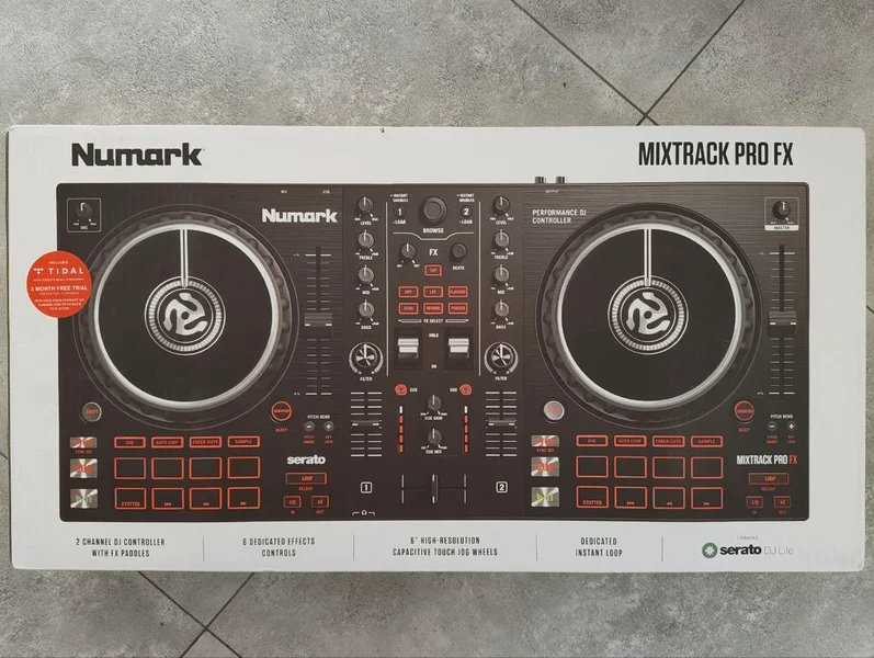 DJ контроллер Numark Mixtrack Pro FX — tape player, CD player